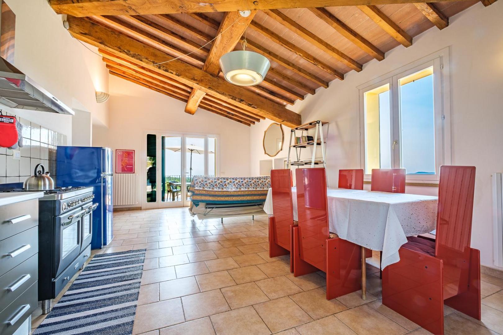Villa Di Campagna 10 Posti Con Piscina Privata Кастелина Маритима Екстериор снимка